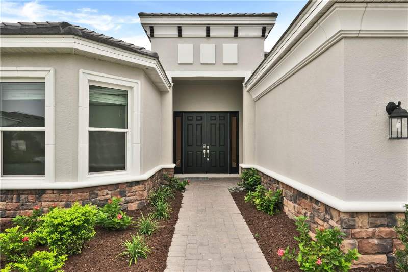 4 bedroom Single Family Residence at 15281 Contenta Loop, Azario Esplanade Ph Vi Subphas, Lakewood Ranch — photo 2