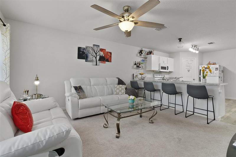 4 bedroom Single Family Residence at 219 Hyacinth Court, Poinciana Nbrhd 02 North Village 08, Poinciana — photo 4