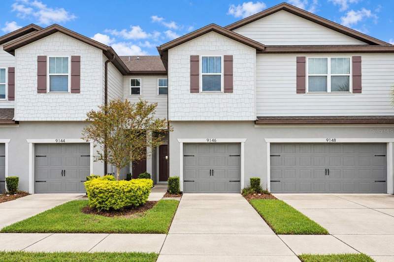 2 bedroom Townhouse at 9146 Hillcroft Drive, Magnolia Park Northeast Reside, Riverview — photo 3