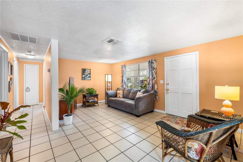 4 bedroom Single Family Residence at 5638 146th Terrace, Highpoint Estates, Clearwater — photo 4