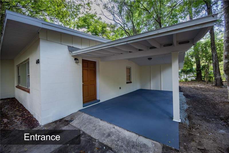 3 bedroom Single Family Residence at 640 NW 36th Terrace, Golf Club Manor, Gainesville — photo 2