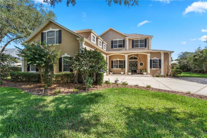 5 bedroom Single Family Residence at 9527 Queensbury Court, Windsor Hill, Windermere — photo 2