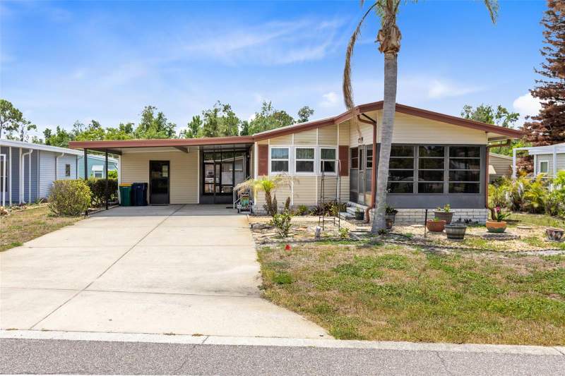 3217 RAINBOW ROAD home for sale in Tavares Fox Run Mobile Home