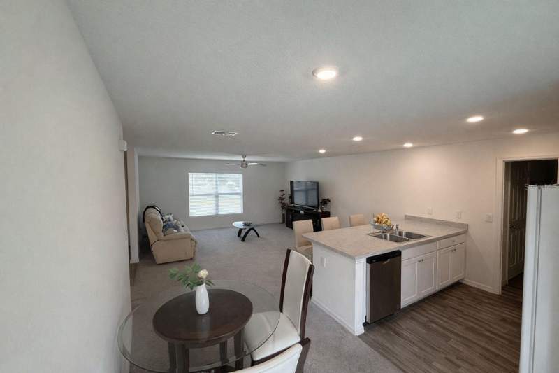 2 bedroom Single Family Residence at 17103 SW 22nd Terrace Road, Marion Oaks Un 04, Ocala — photo 3