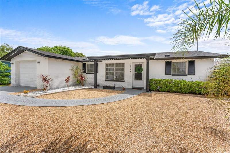 10914 OAKDALE AVENUE home for sale in Palm Terrace Estates