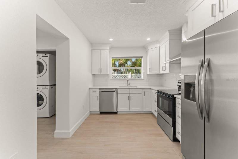 3 bedroom Single Family Residence at 107 4th Street, Belleair Beach, Belleair Beach — photo 5