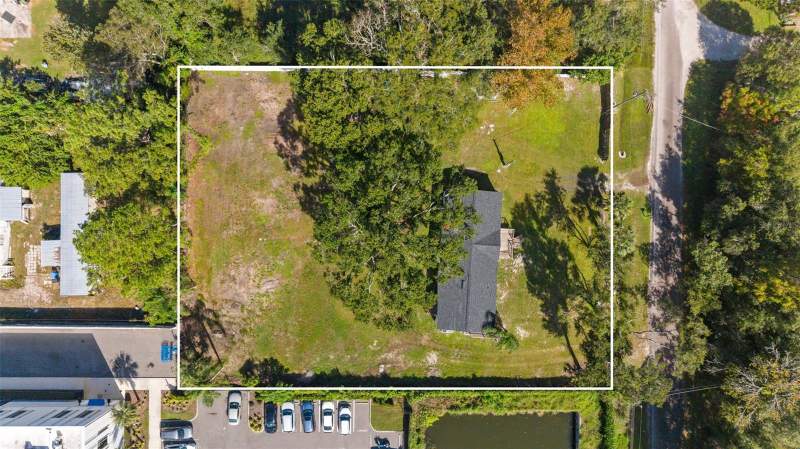 3 bedroom Manufactured Home at 11004 Kitty Hawk Drive, Zzz, Tampa — photo 2