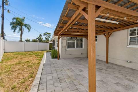 2222 Arcadia Road, Holiday FL - photo 6 of 32