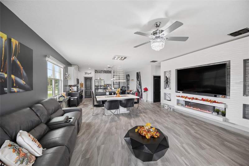 4 bedroom Single Family Residence at 3199 Crispin Circle, Harmony West Ph 1A, Harmony — photo 5