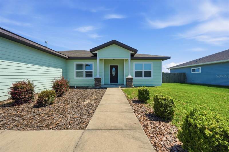4 bedroom Single Family Residence at 23051 NW 4th Place, Newberry Oaks Ph 9, Newberry — photo 3