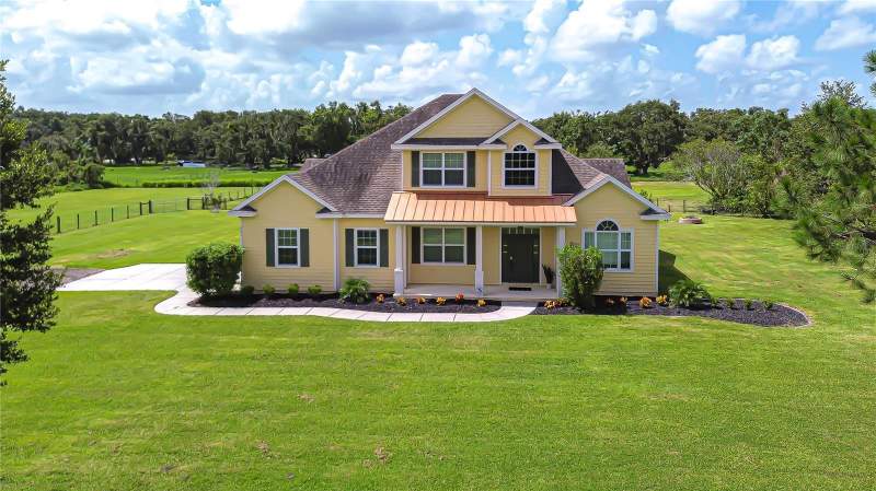 Green EstatesHomes for Sale in Lithia, FL