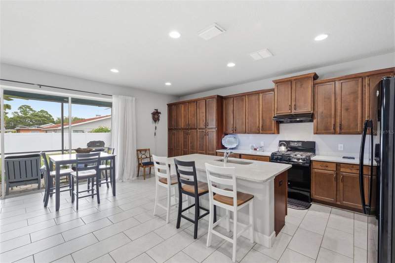 3 bedroom Single Family Residence at 123 N Florida Avenue, Sunset Hills 1st Add, Tarpon Springs — photo 2