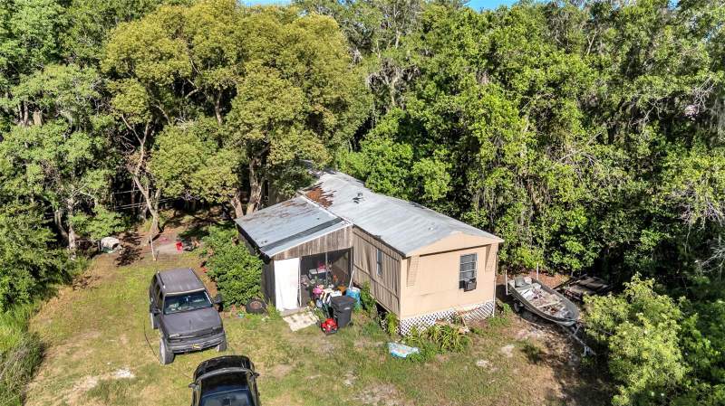 6 bedroom Manufactured Home at 2220 Ellie Road #B, Auburndale, Auburndale — photo 2