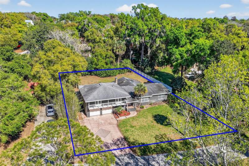 4 bedroom Single Family Residence at 1039 Lake Gracie Drive, Eustis Hogan Terrace, Eustis — photo 4