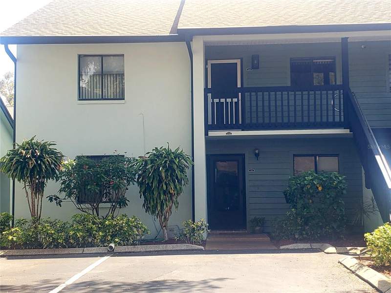 Carrollwood Place A Condominiu