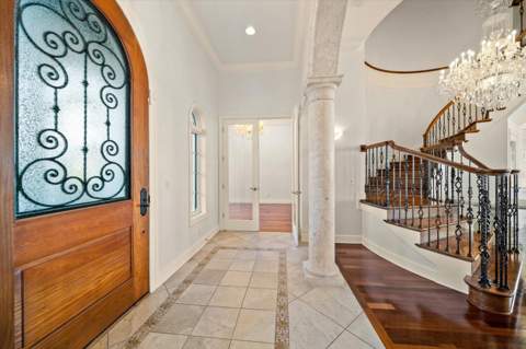 1040 Eldorado Avenue, Clearwater Beach FL - photo 6 of 99