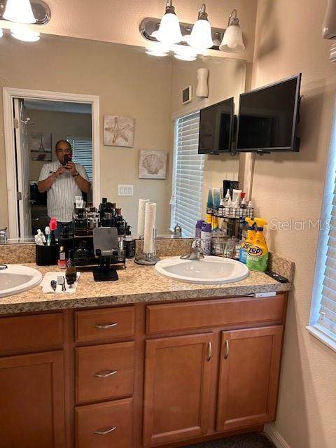 418 Blue Lake Circle, Kissimmee FL - photo 12 of 15