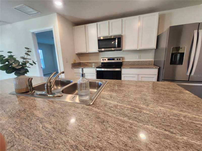 3 bedroom Single Family Residence at 8696 SW 49th Circle, Greystone Hills Ph One, Ocala — photo 3