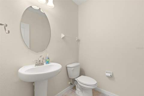 2719 Garden Falls Drive, Brandon FL - photo 16 of 39
