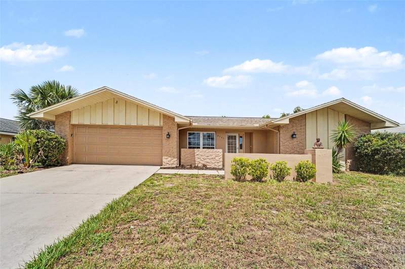 8321 BRIARLEAF COURT home for sale in Orchid Lake Village