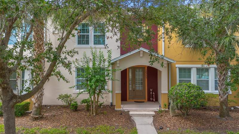 3 bedroom Townhouse at 12357 Via Derna Place, Carrington, Windermere — photo 3