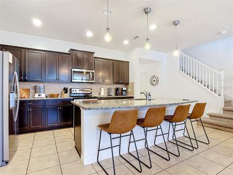 8891 Geneve Court, Kissimmee FL - photo 10 of 87
