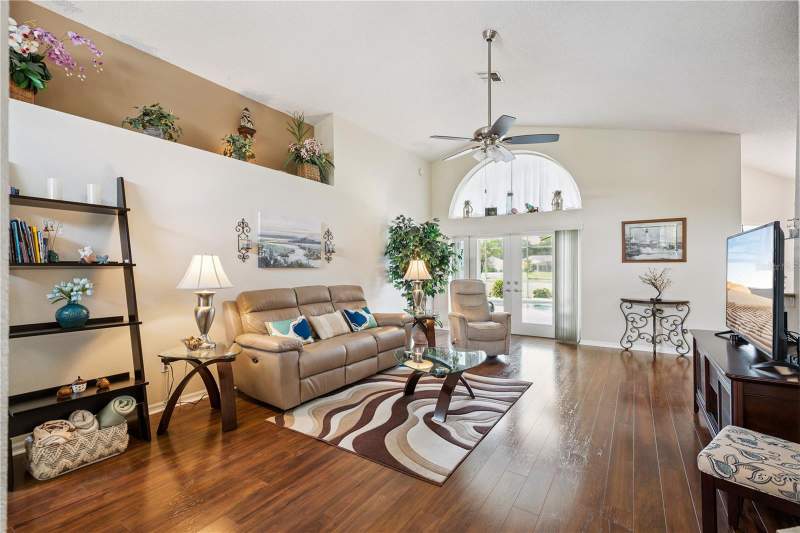 3 bedroom Single Family Residence at 3828 Brookmyra Drive, Hunters Creek Tr 305 Ph 01, Orlando — photo 5