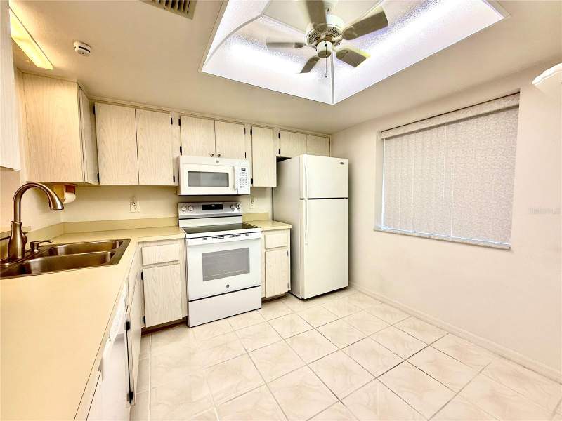 2 bedroom Villa at 10816 Laquinta Drive, Valley Wood, New Port Richey — photo 4