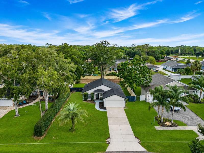 3 bedroom Single Family Residence at 130 W 8TH ST, NORTH CHULUOTA, CHULUOTA — photo 2