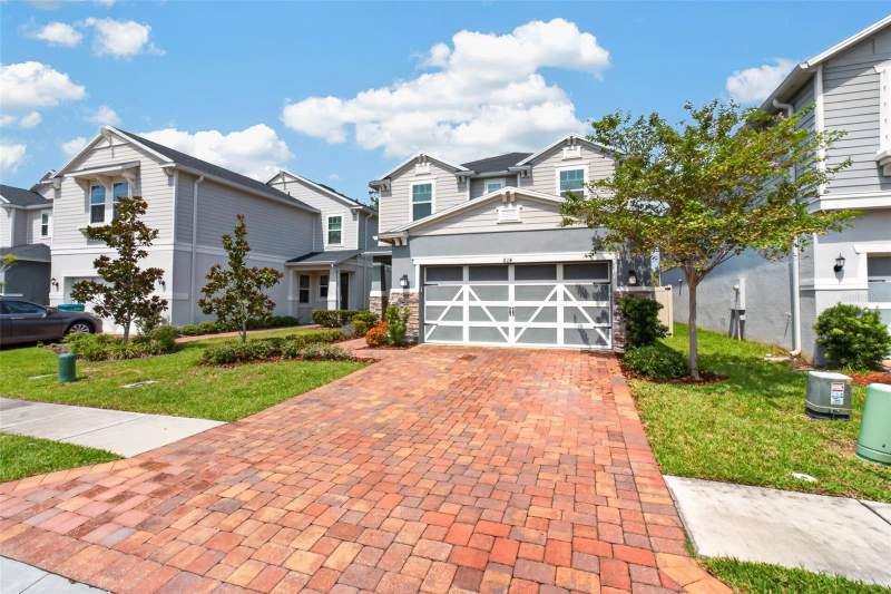 4 bedroom Single Family Residence at 8114 ARTISAN CIRCLE, ARTISAN ESTATES, SEMINOLE — photo 2