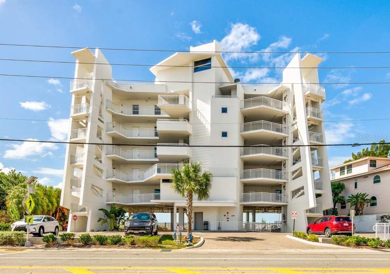 2 bedroom Condo - Hotel at 10116 Gulf Boulevard #203W, Oceana At Treasure Island Condo, Treasure Island — photo 2