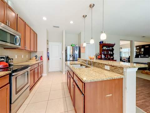 11913 Verrazano Drive, Orlando FL - photo 12 of 42