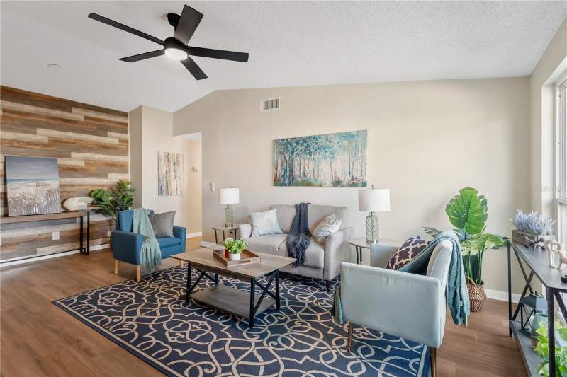 3 bedroom Single Family Residence at 9406 Glenrosa Court, Timberlane Sub Unit 8A, Tampa — photo 5