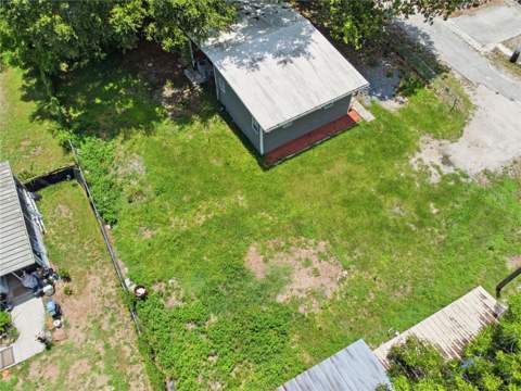 39217 Fibelkorn Road, Zephyrhills FL - photo 7 of 28