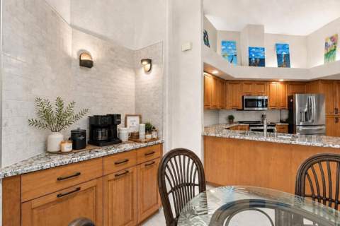 10307 Waters Edge Court, Weeki Wachee FL - photo 18 of 46