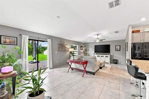 7109 Salt River Avenue, Sun City Center FL - photo 9 of 39