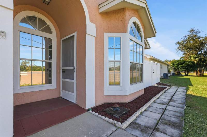 3 bedroom Single Family Residence at 270 SAN GABRIEL STREET, DEERSONG 2, WINTER SPRINGS — photo 4