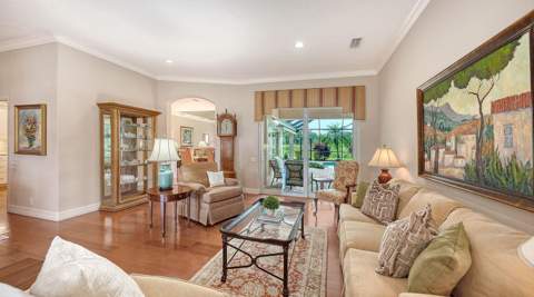 8008 Royal Birkdale Circle, Lakewood Ranch FL - photo 21 of 86