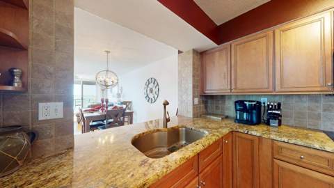 6105 Bahia Del Mar Circle #682, St Petersburg FL - photo 13 of 35