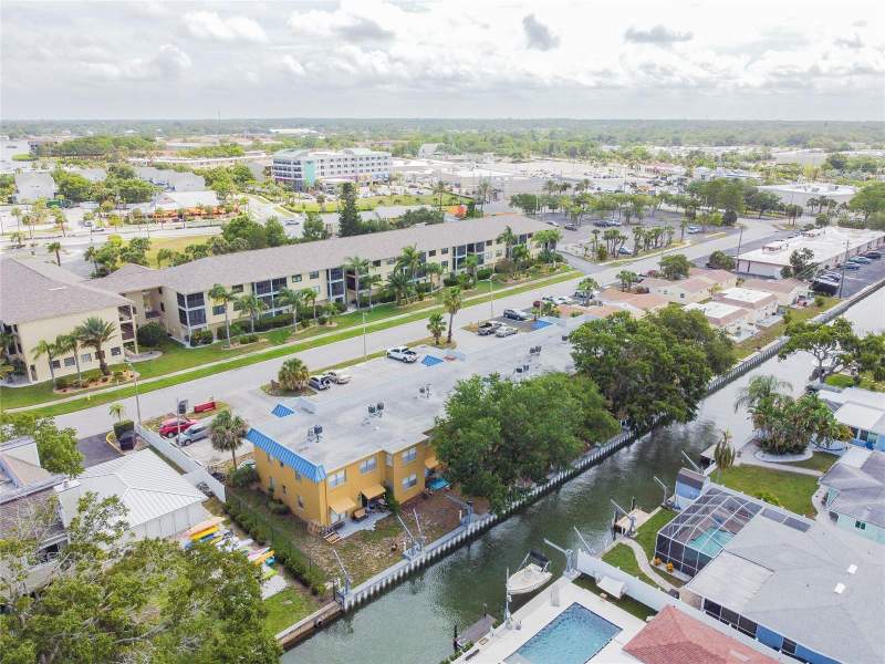 2 bedroom Condominium at 439 S Paula Drive #202, Sea View At Honeymoon Island, Dunedin — photo 2