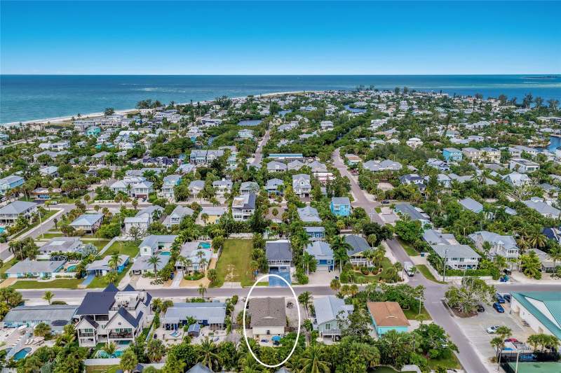 3 bedroom Single Family Residence at 313 Magnolia Avenue, Bimini Bay Colony Club, Anna Maria — photo 4