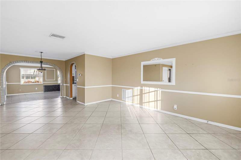 2 bedroom Single Family Residence at 9840 Mainlands Boulevard, Mainlands Of Tamarac By The Gulf Unit 1-B Condo, Pinellas Park — photo 3