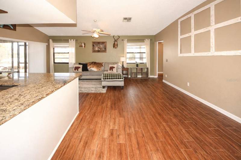 3 bedroom Single Family Residence at 13277 Delbarton Street, Spring Hill, Spring Hill — photo 5