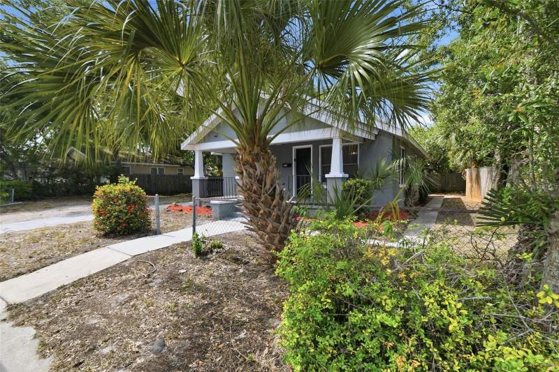 4 bedroom Single Family Residence at 2550 10th Avenue, Prathers Fourth Royal, St Petersburg — photo 4