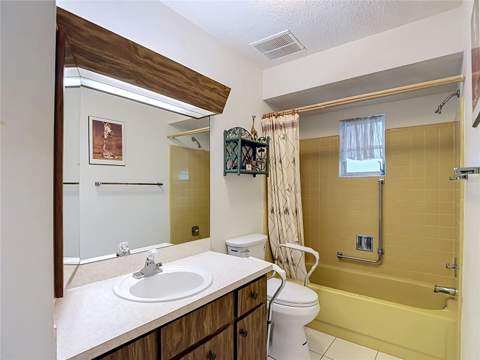 8045 Pasadena Drive, Port Richey FL - photo 20 of 43