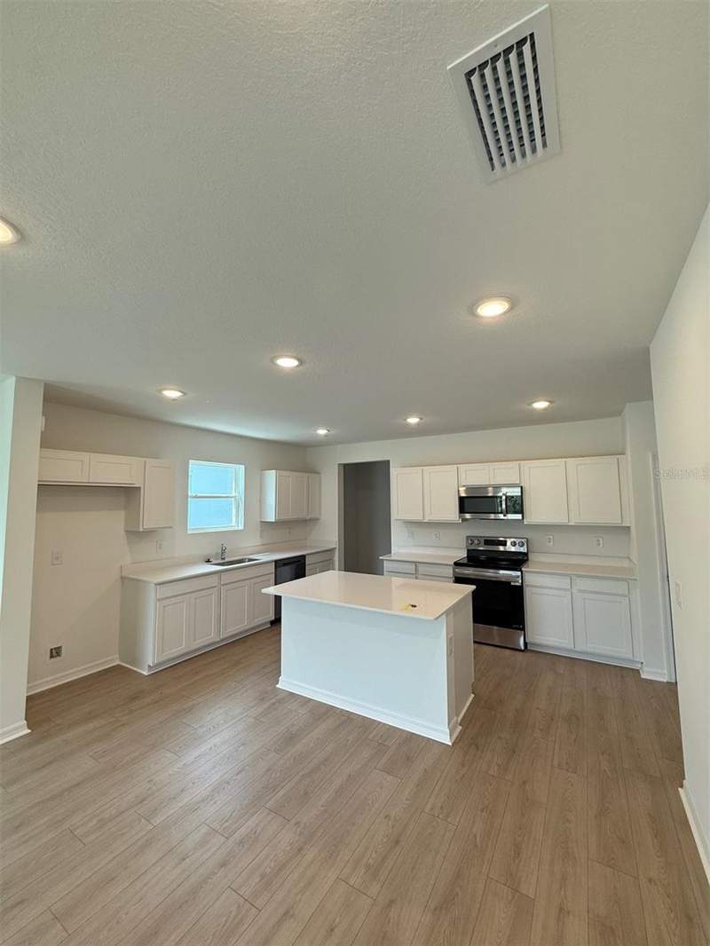 5 bedroom Single Family Residence at 11414 Lake Louisa Terrace, Sageleaf, Sarasota — photo 3