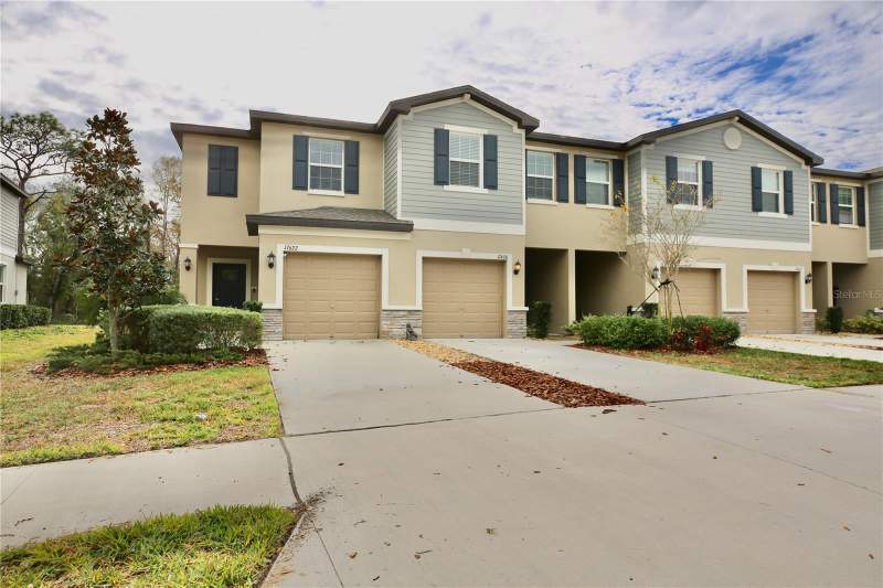 3 bedroom Townhouse at 17620 Nectar Flume Drive, Angeline Ph 3A, Land O Lakes — photo 2