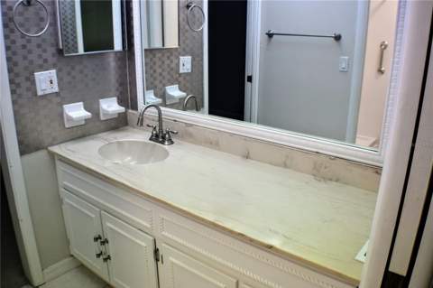 814 Park Lake Circle #8, Maitland FL - photo 18 of 30