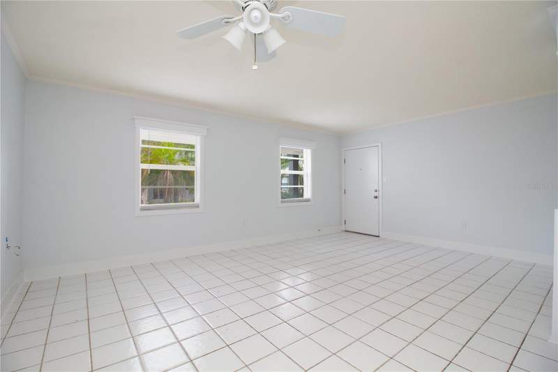 1 bedroom Condominium at 6960 A Sunset Drive #1C, Les Chateaux Condo, South Pasadena — photo 5