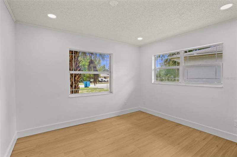 3 bedroom Single Family Residence at 5176 Wellington Road, Spring Hill, Spring Hill — photo 5